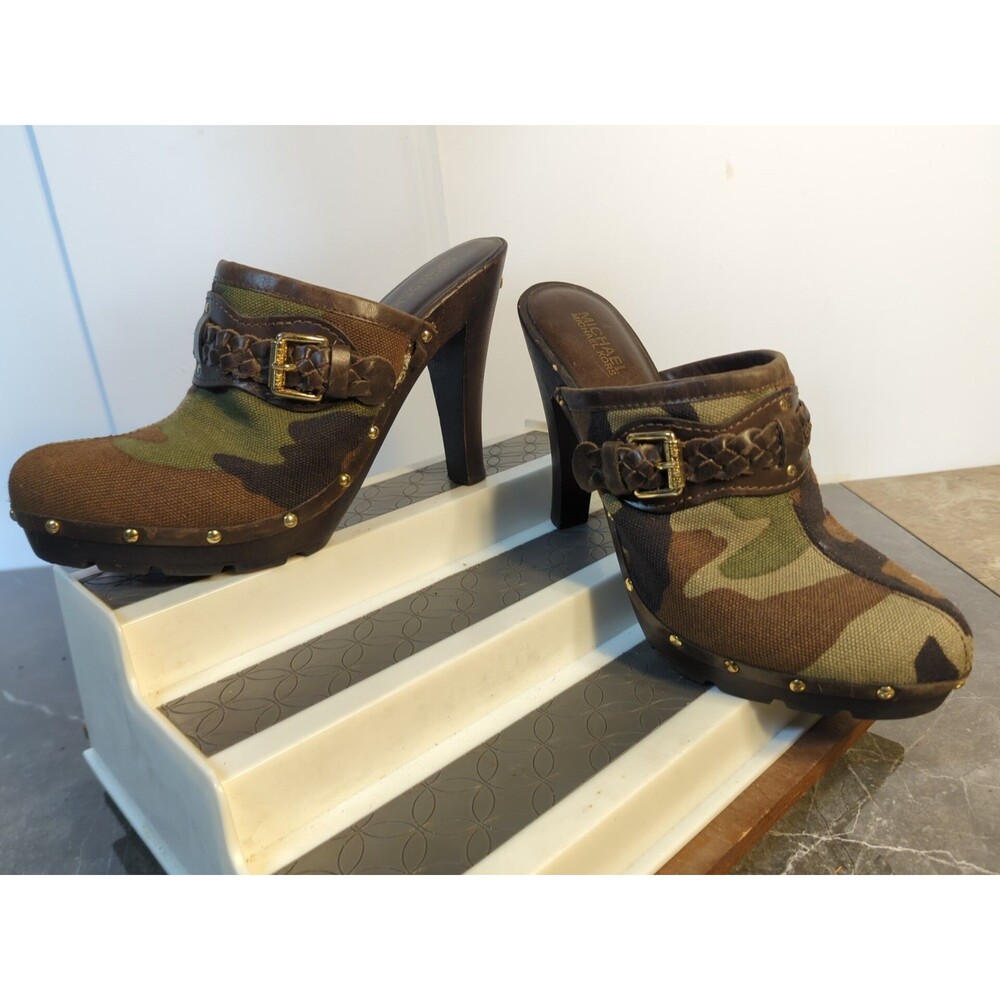 Michael Kors 10 Studded Clogs Wooden Heel Chocolate Brown Leather Womens  Shoe